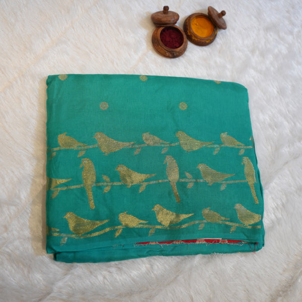 Viscos Jarket Saree with Golden Zari Butta Desig