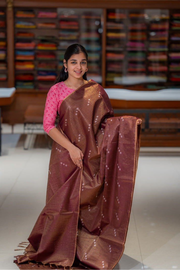 Mersarise Cotton with Copper Line Silver Putta Design
