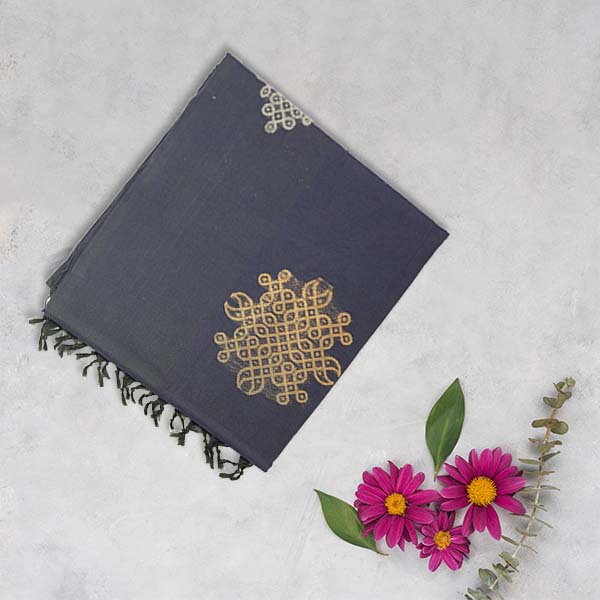 Premium Silk Cotton Saree With Traditional Kolam Pattern