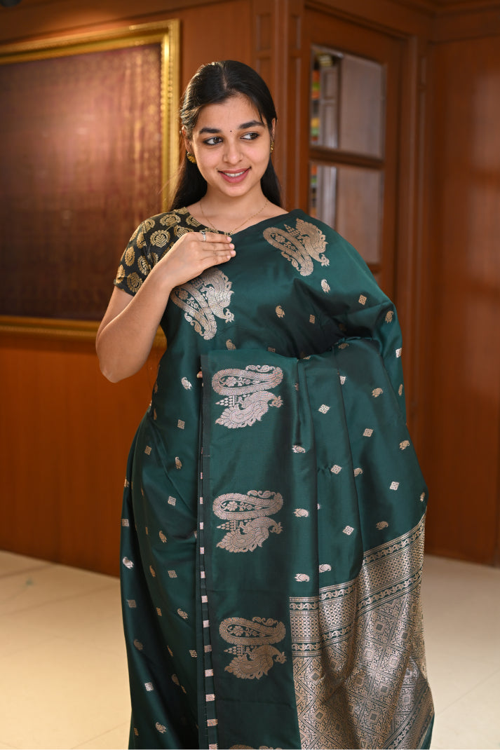 Semi-Soft Silk Saree with Diamond and Mango Putta Weaving with Rose Gold Zari