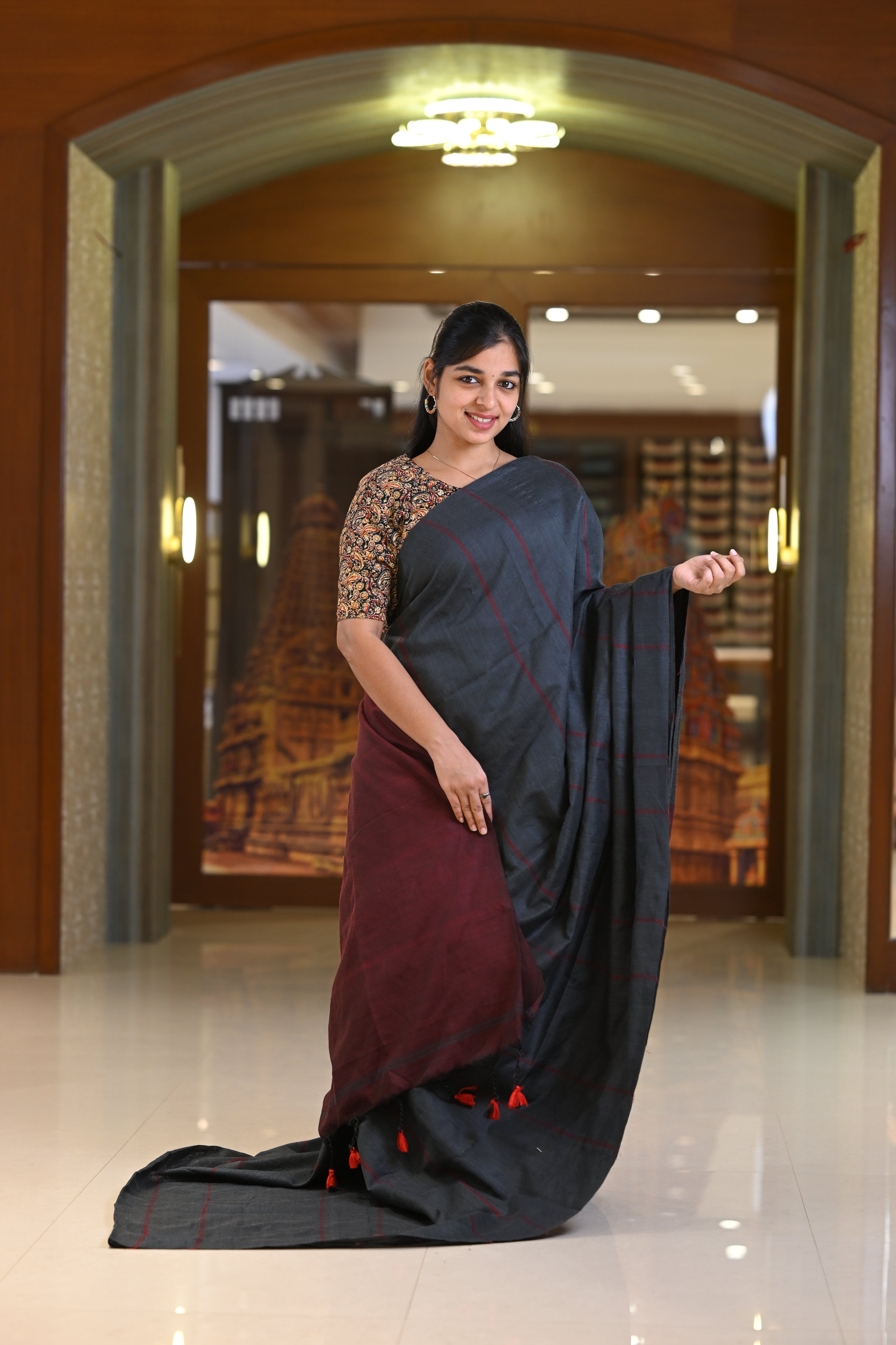 Semi Khadi Cotton Saree with thread weaving with Kalamkari blouse