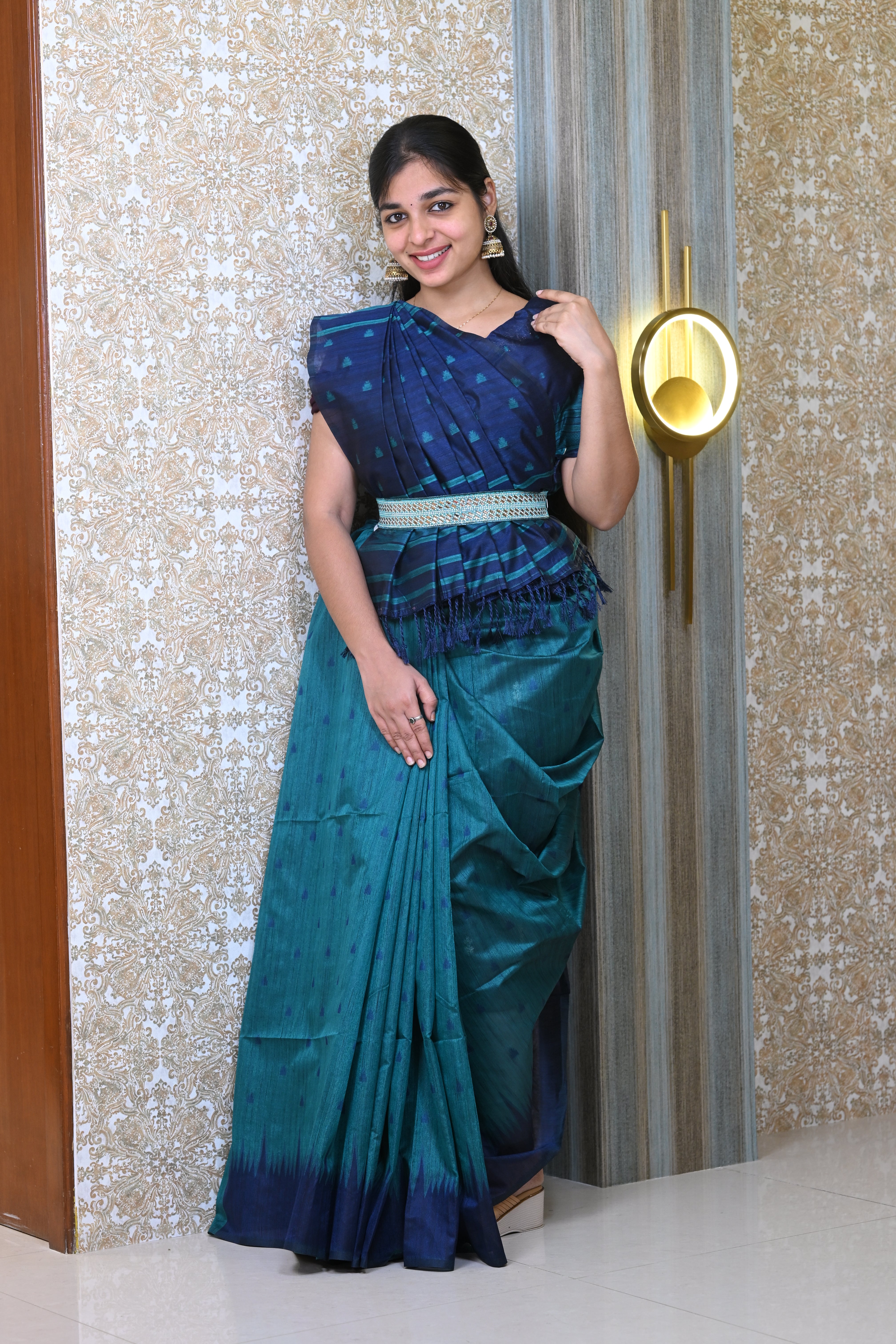 Semi Jute Silk Saree With Thread Weaving, Arrow Putta Design Pallu