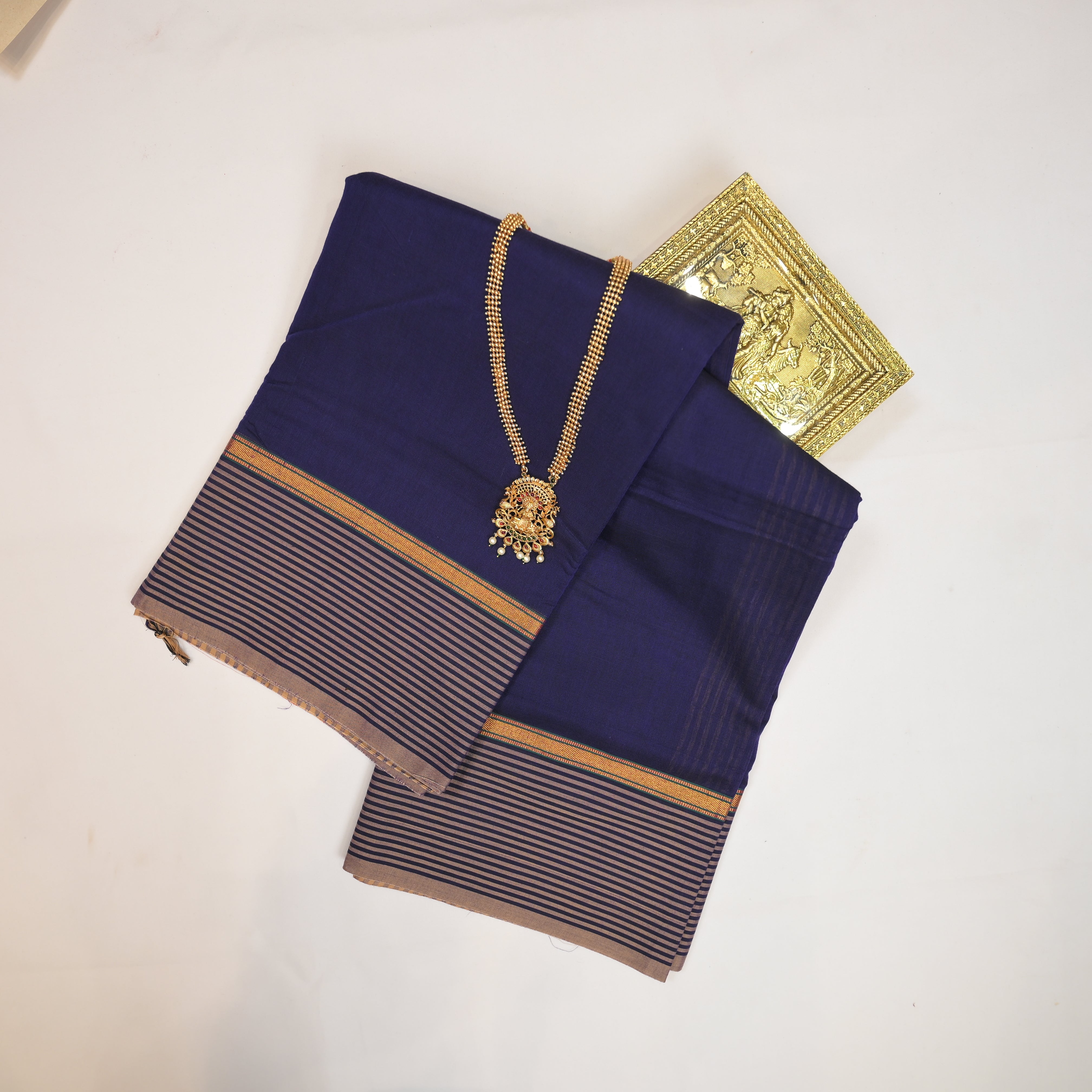 Narayan Cotton Saree With Plain Saree With Golden Zari Line Border Design