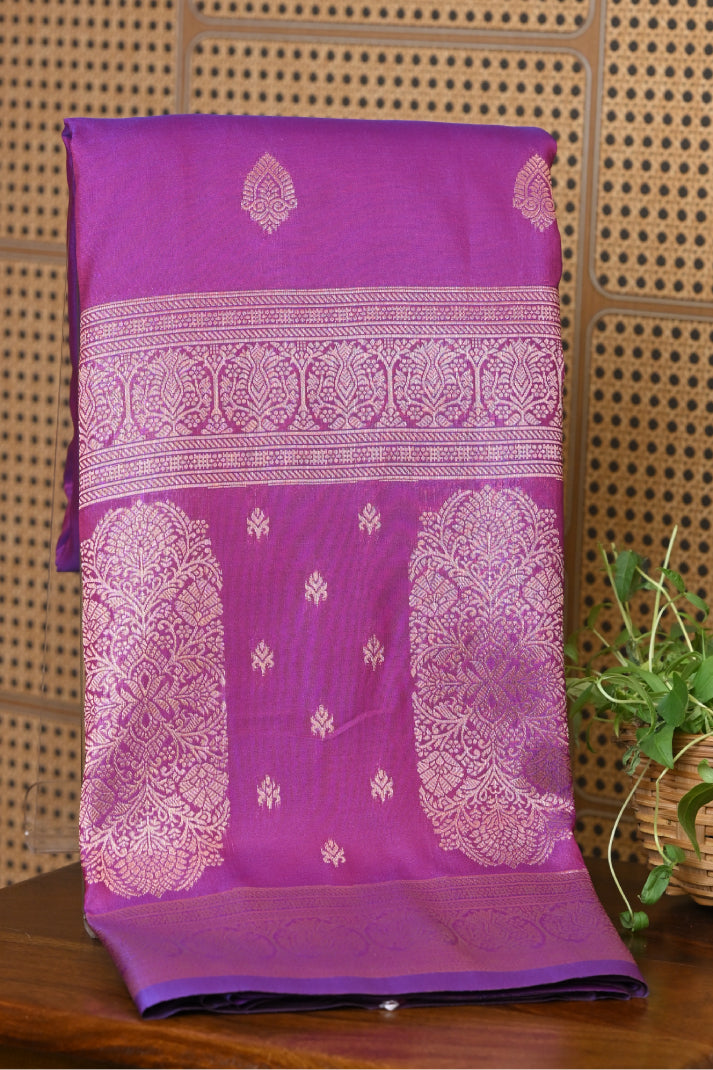 Semi-banarasi Saree with traditional butta and golden zari pallu