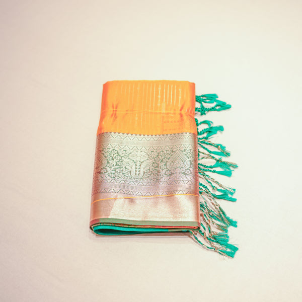 Soft Silk Yarn Sarees with Vaira Oosi With Mango Leaf Design