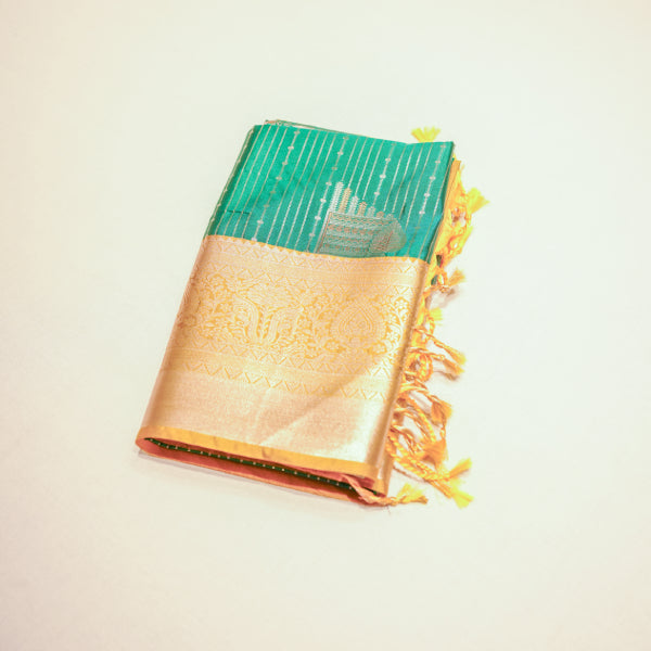Soft Silk Yarn Sarees with Vaira Oosi With Mango Leaf Design