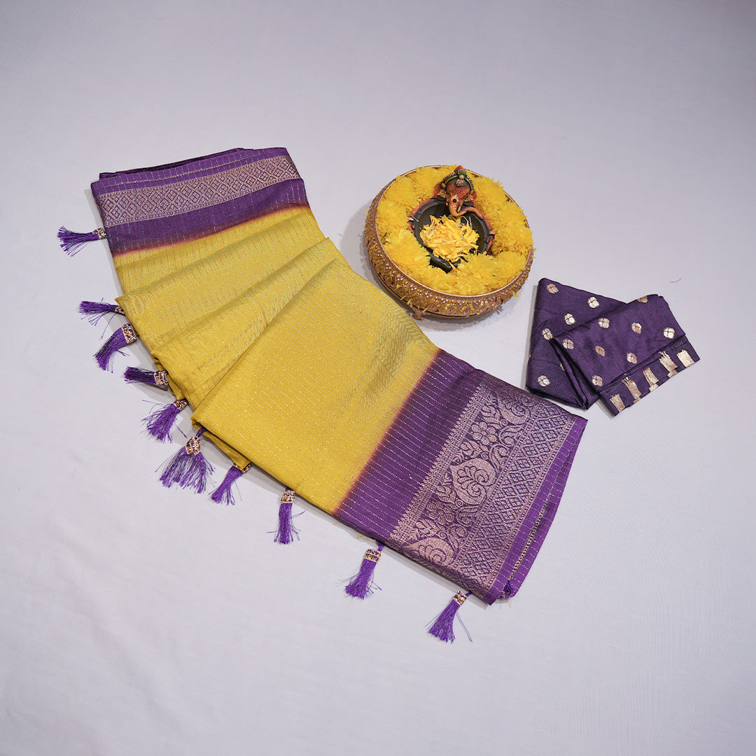 Banarasi Saree with Contrast Zari Border, Elegant Floral, Traditional Border