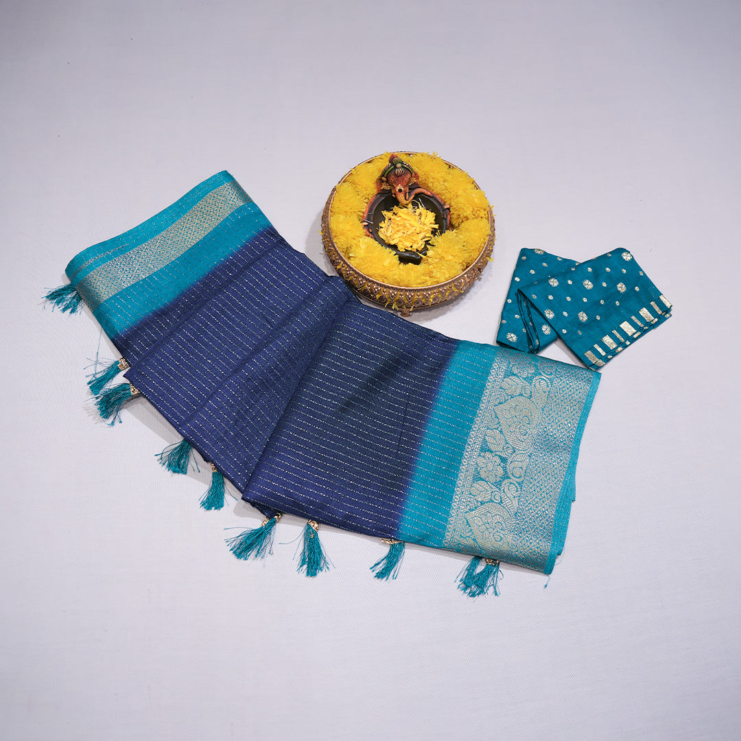 Banarasi Saree with Contrast Zari Border, Elegant Floral, Traditional Border