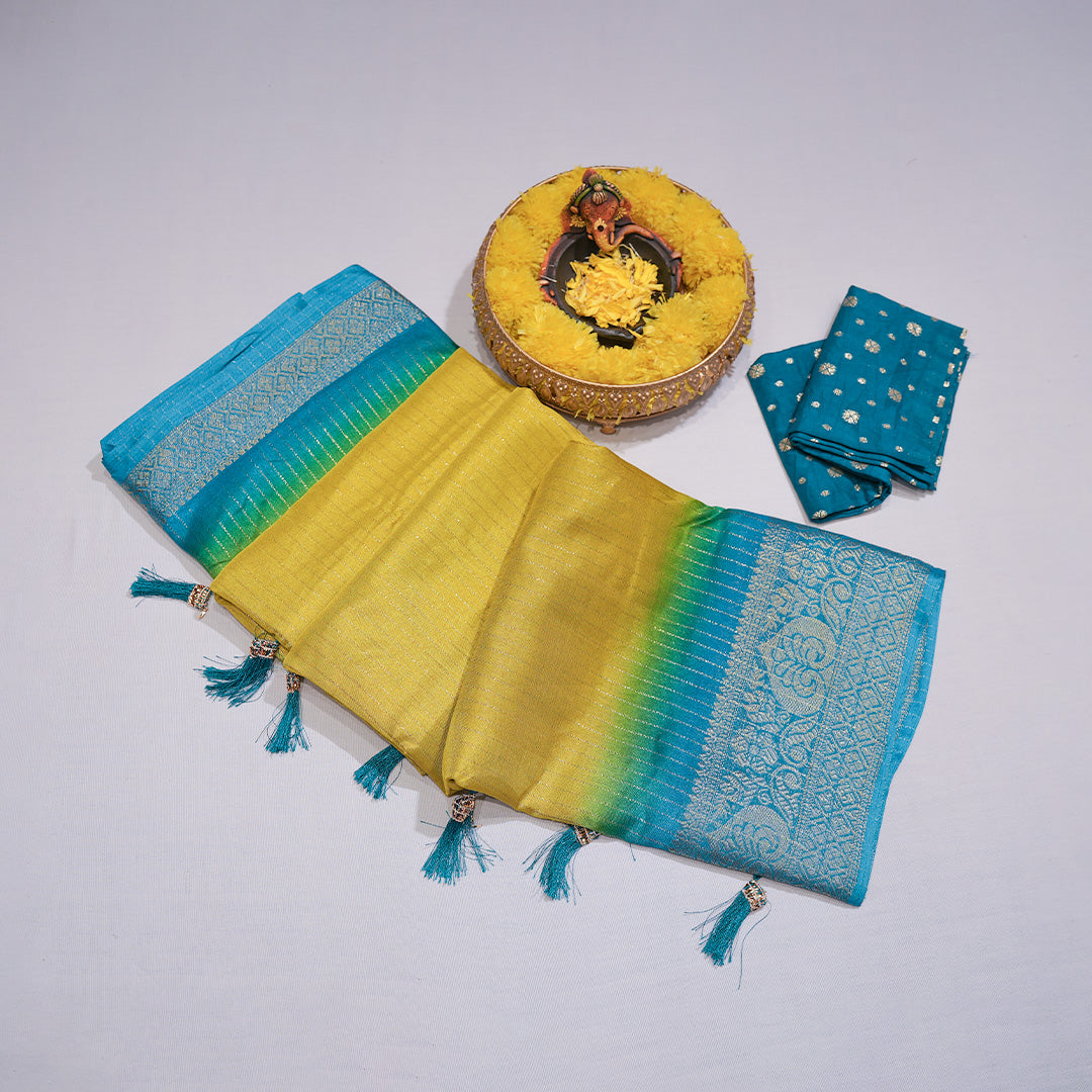 Banarasi Saree with Contrast Zari Border, Elegant Floral, Traditional Border