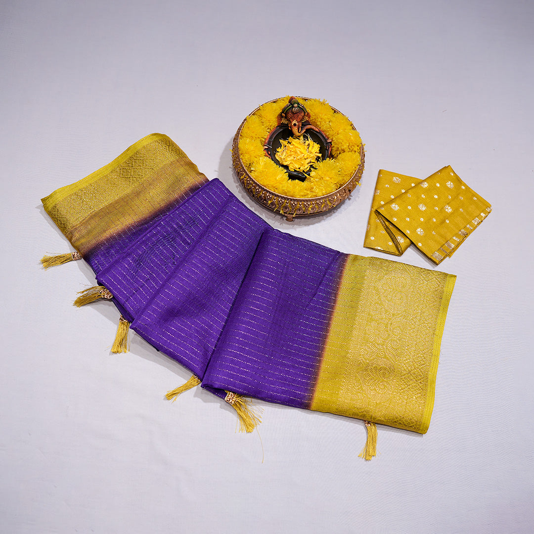 Banarasi Saree with Contrast Zari Border, Elegant Floral, Traditional Border