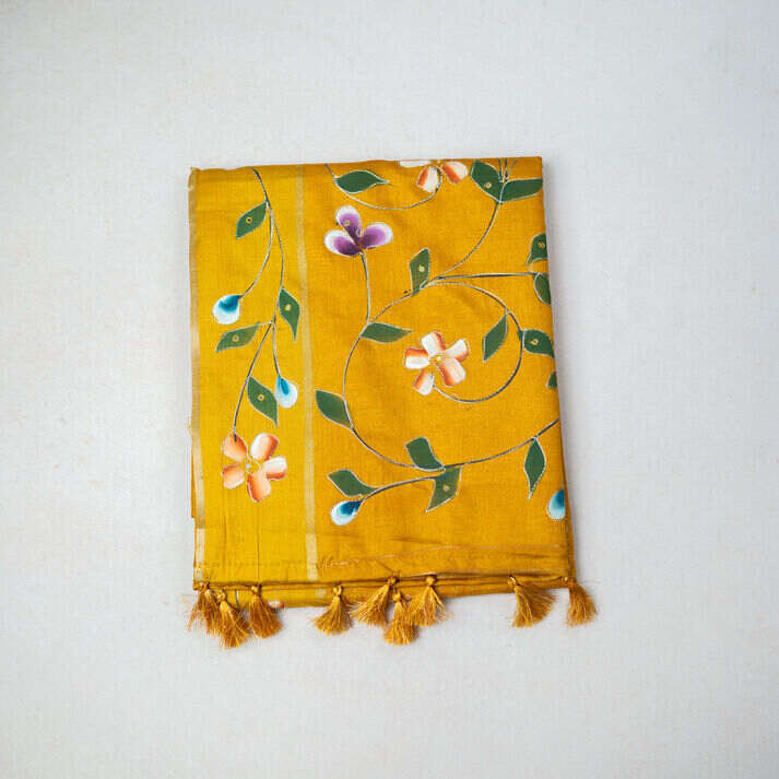 Tussar Silk Saree With Vaira Vusi Model Copper Zari Weaving