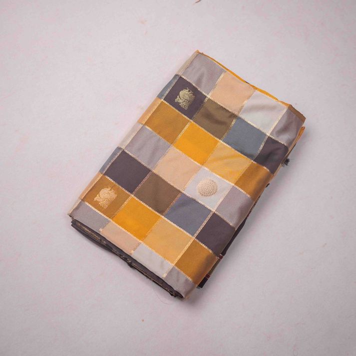 Fancy Checks Saree with Gold Zari Checks with Traditional Motifs