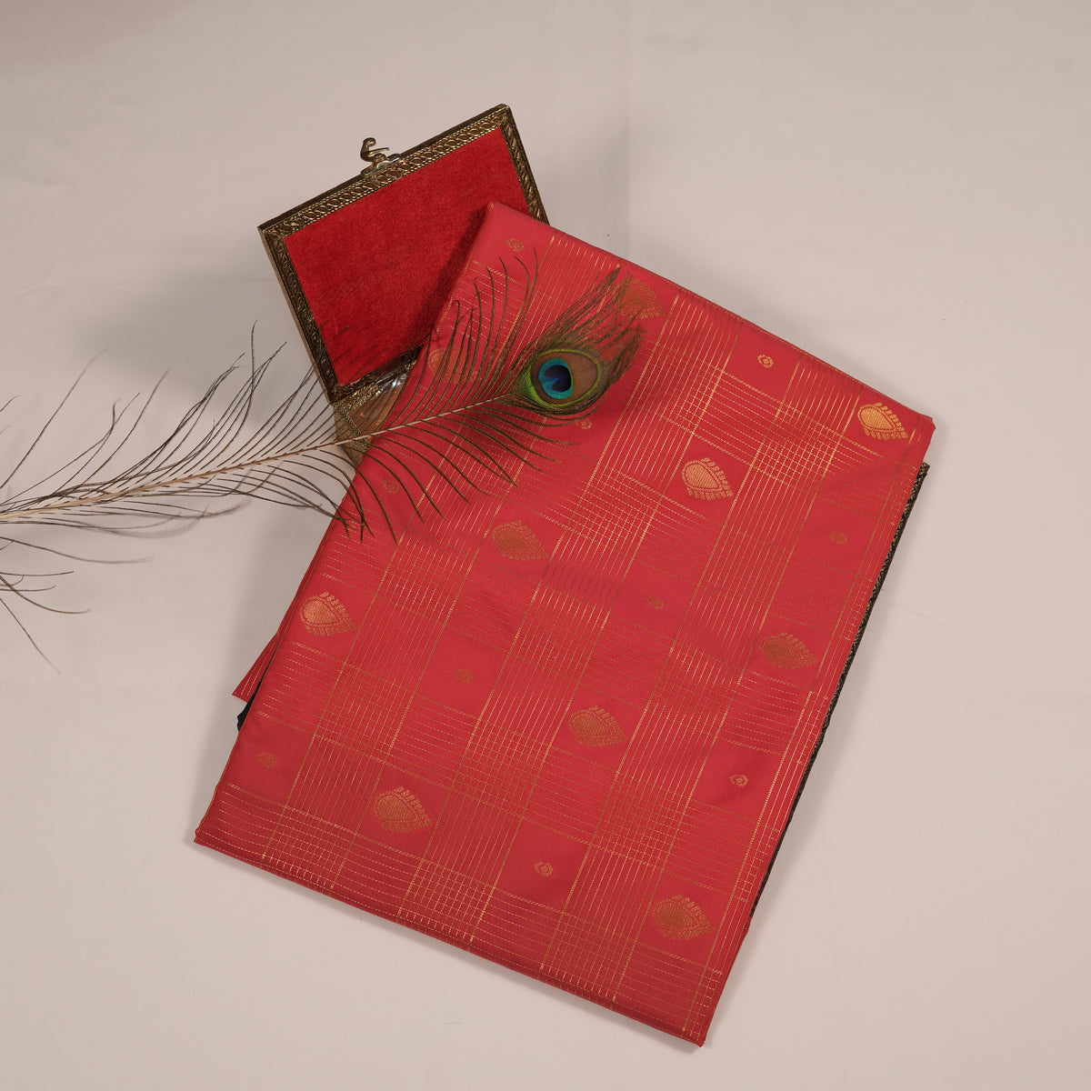 Semi Soft Silk Saree with Golden Zari Checks and Tilakam Putta