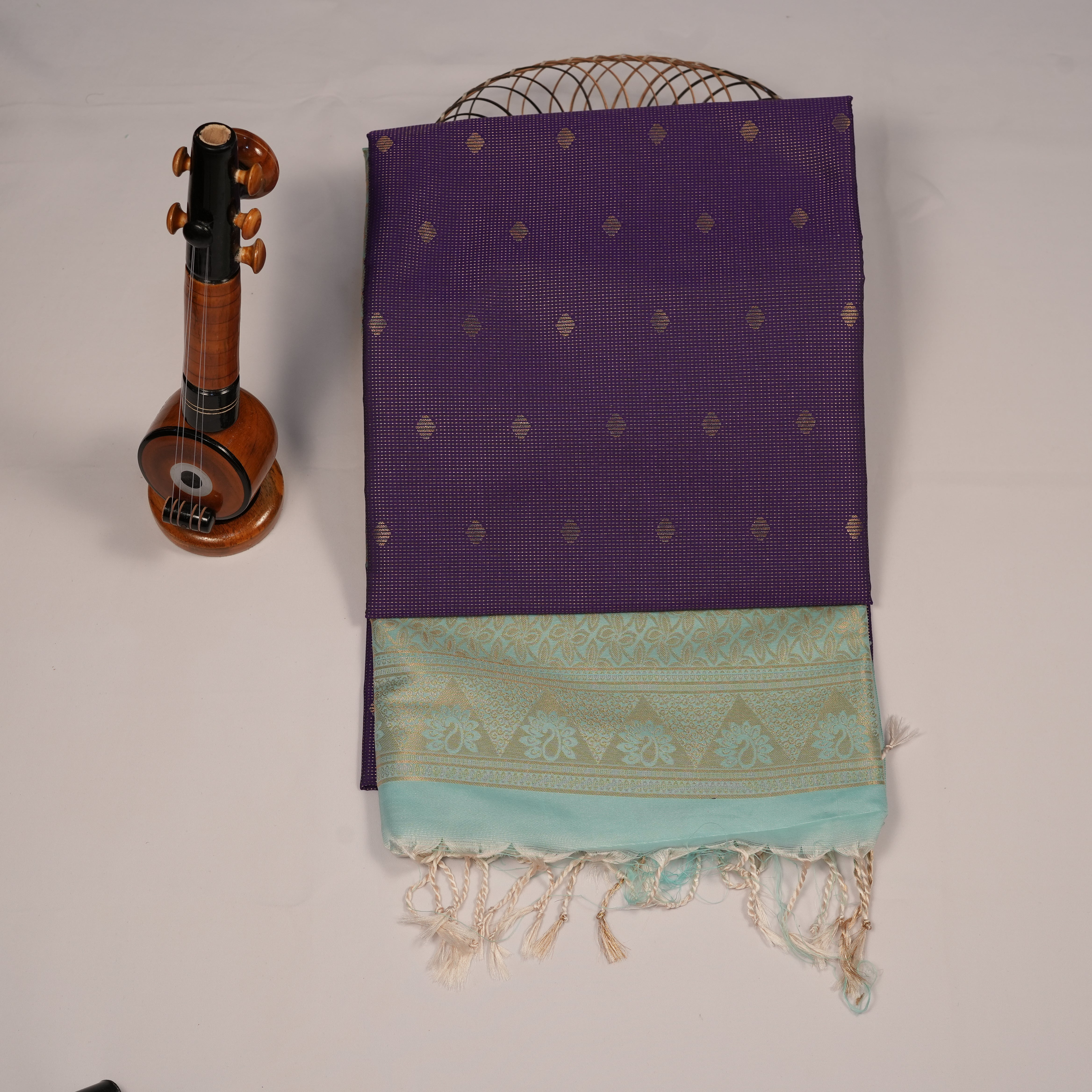 Soft Silk Saree with Golden Zari, Small Butta Floral Leaf Jacquard Pattern