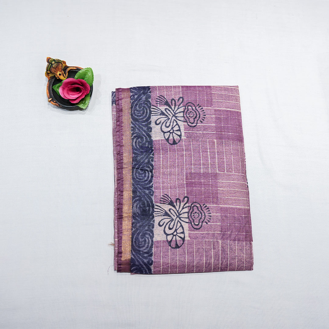 Cotton Saree With a Checked Grid Pattern Body with a Floral Vine Border