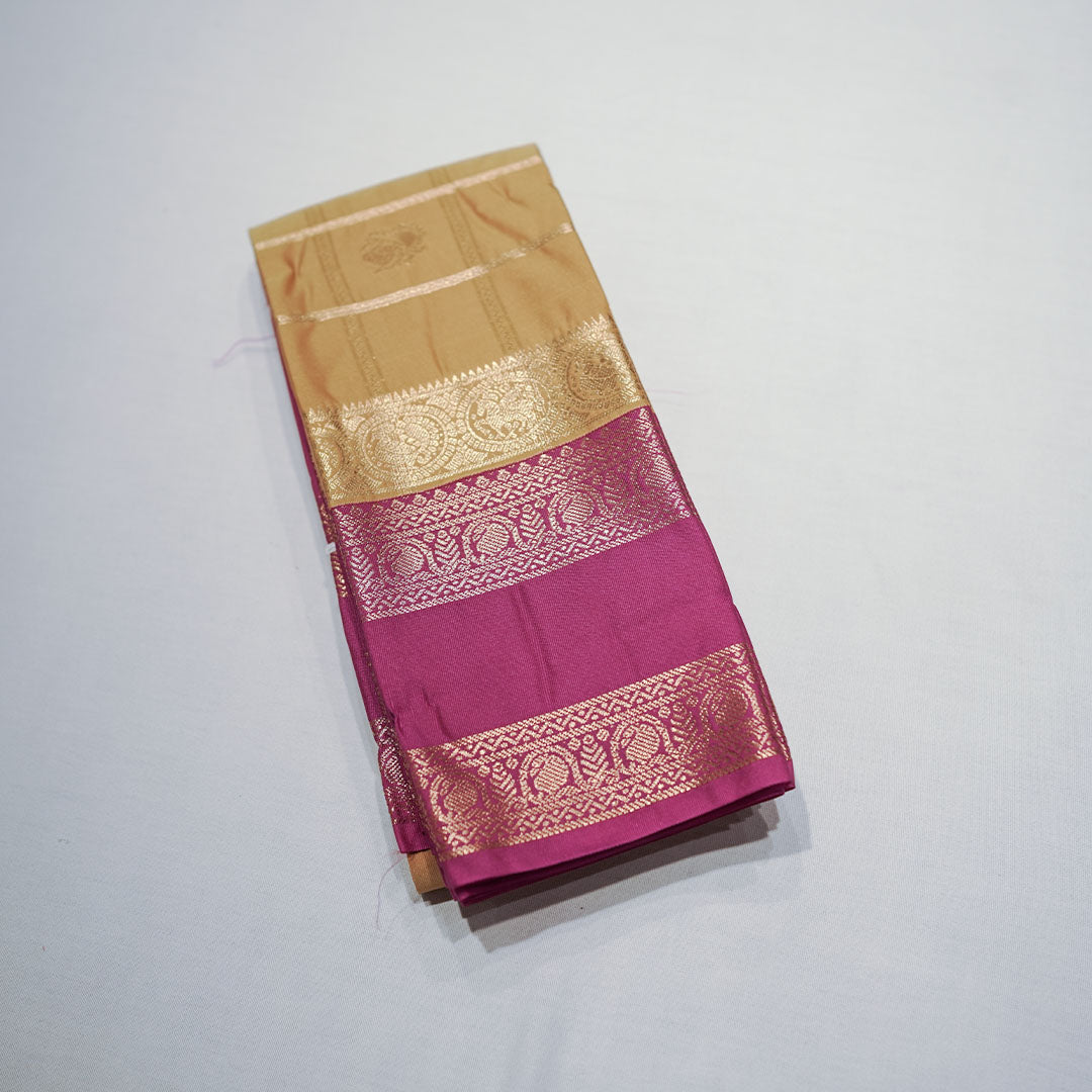 Semi-Soft Silk Sarees with Gold Zari Checks Peacock Butta